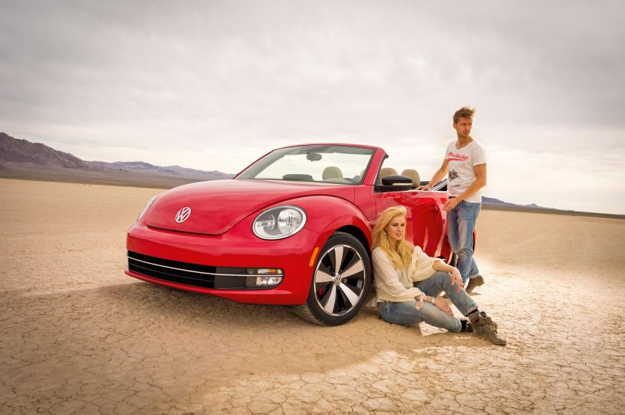  Volkswagen Beetle Cabriolet 2012 года  (фото 61 из 107)